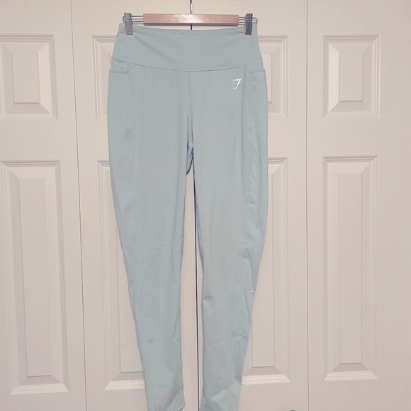 Mint Gymshark Leggings with pockets - Picture 3 of 6